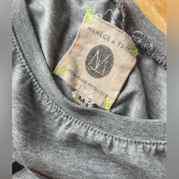 ⚡️2/$20 MANÉGE À TROIS women’s tank top / workout top - Picture 2 of 5